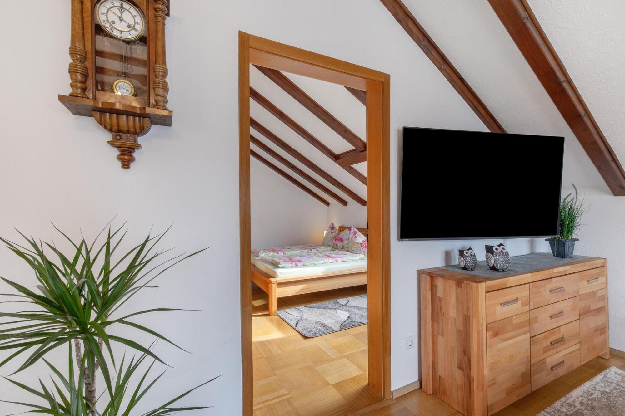 Ferienwohnung Fernsicht Zwiefalten Екстер'єр фото